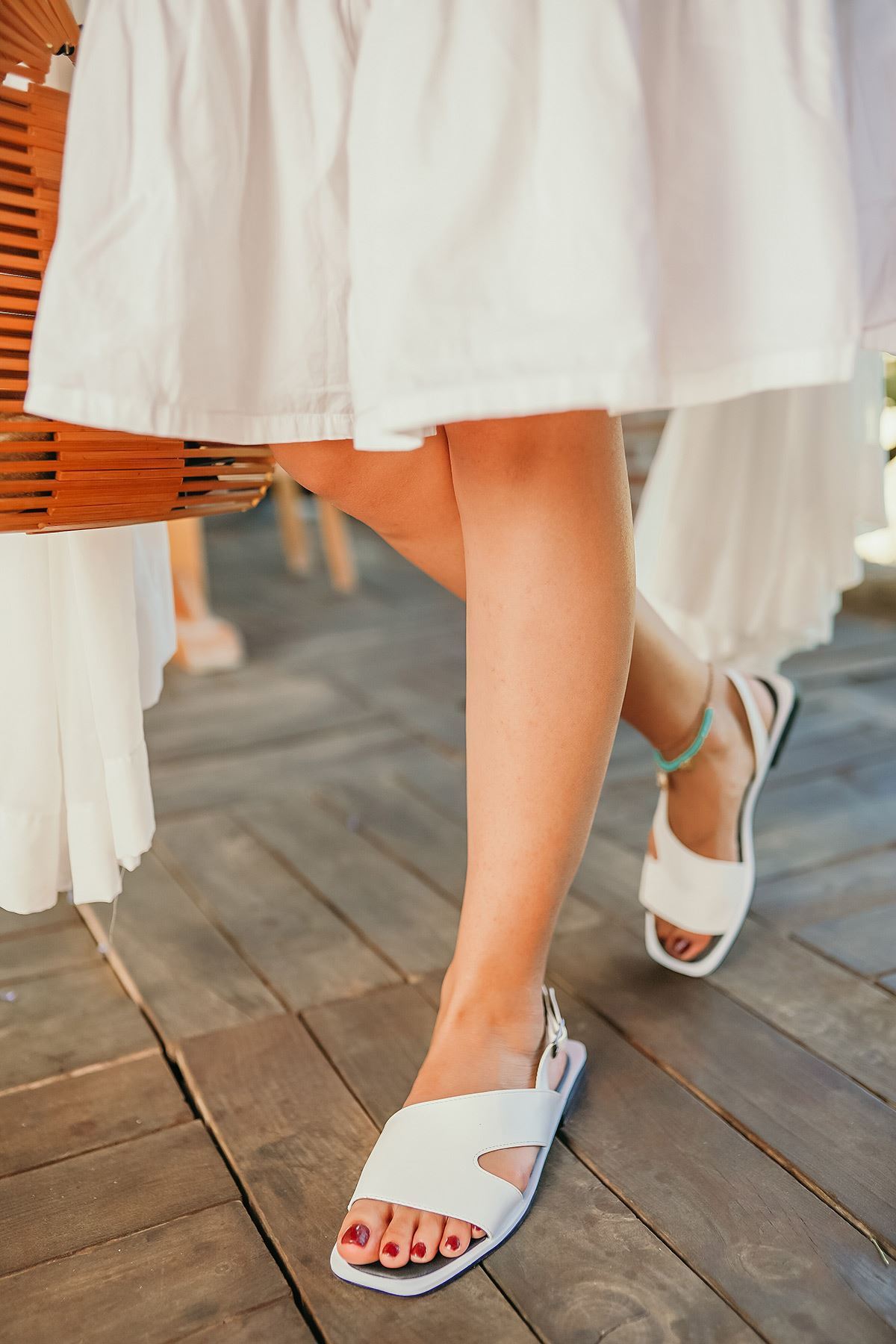 Liana Beyaz Kadın Sandalet