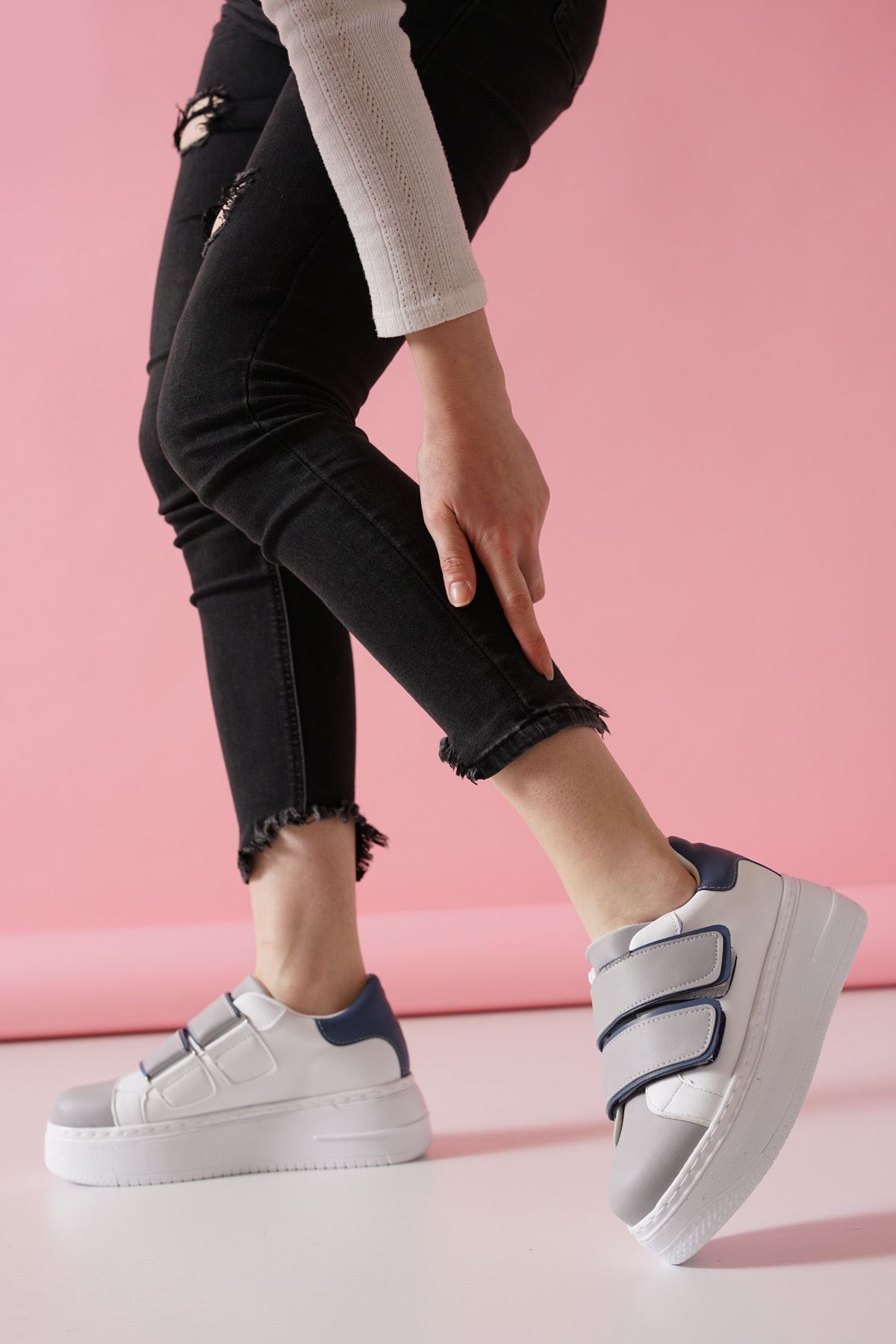 Nerolia Beyaz Gri Mat Deri Kadın Spor Ayakkabı