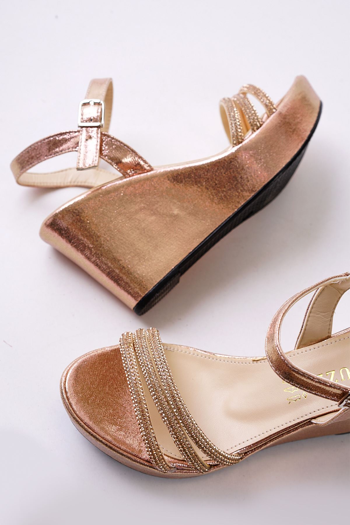 Padova Gold Dolgu Topuklu Kadın Ayakkabı