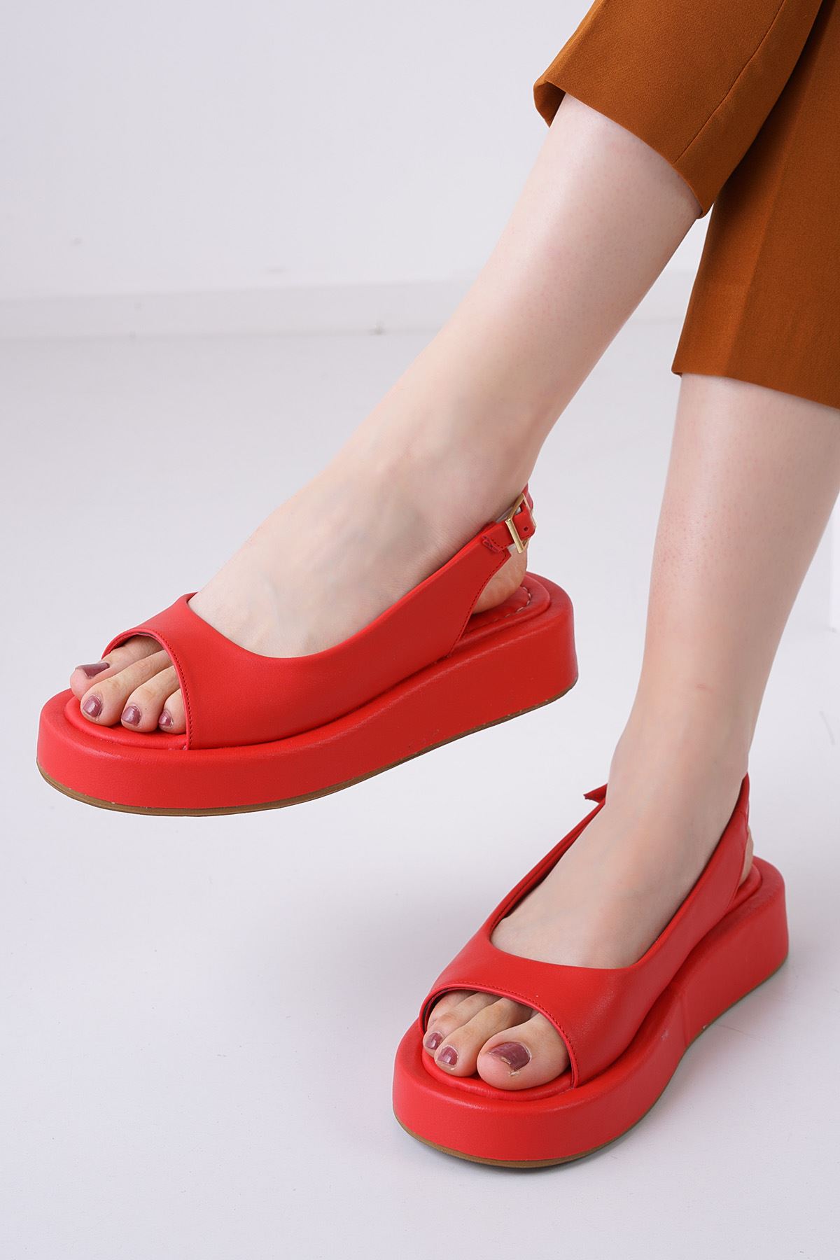 Pozie Kırmızı Kadın Sandalet