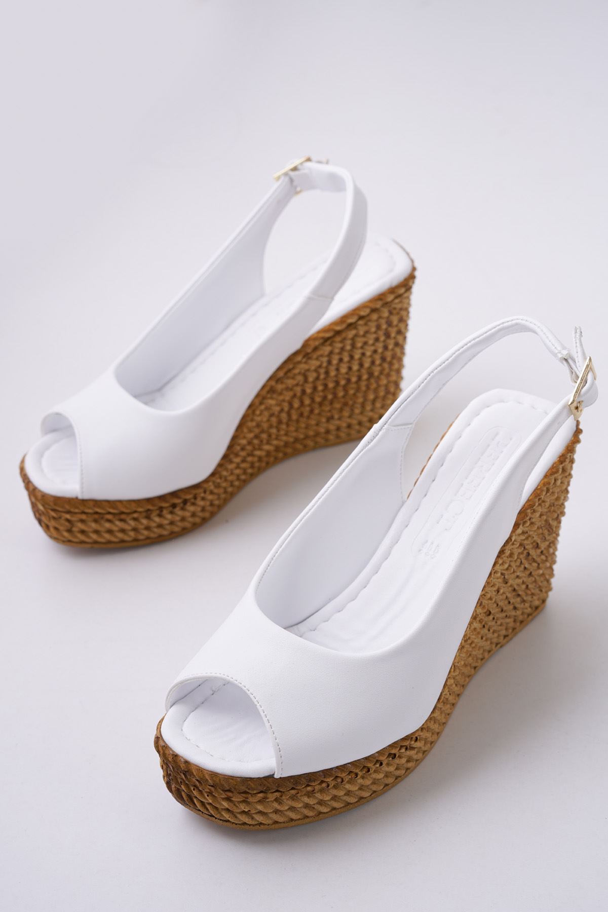 Cenny Beyaz Dolgu Topuklu Kadın Ayakkabı