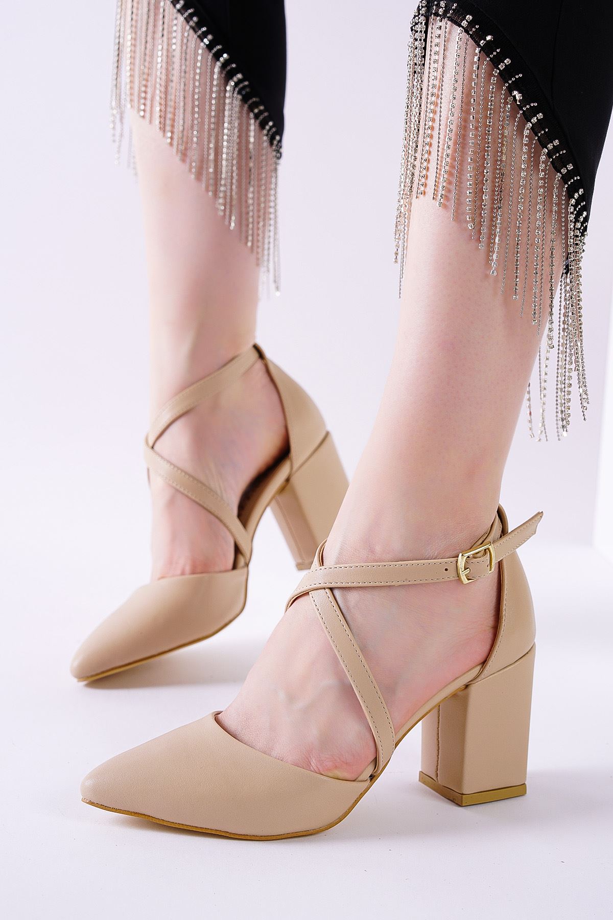 Helena Nude Mat Deri Topuklu Kadın Ayakkabı