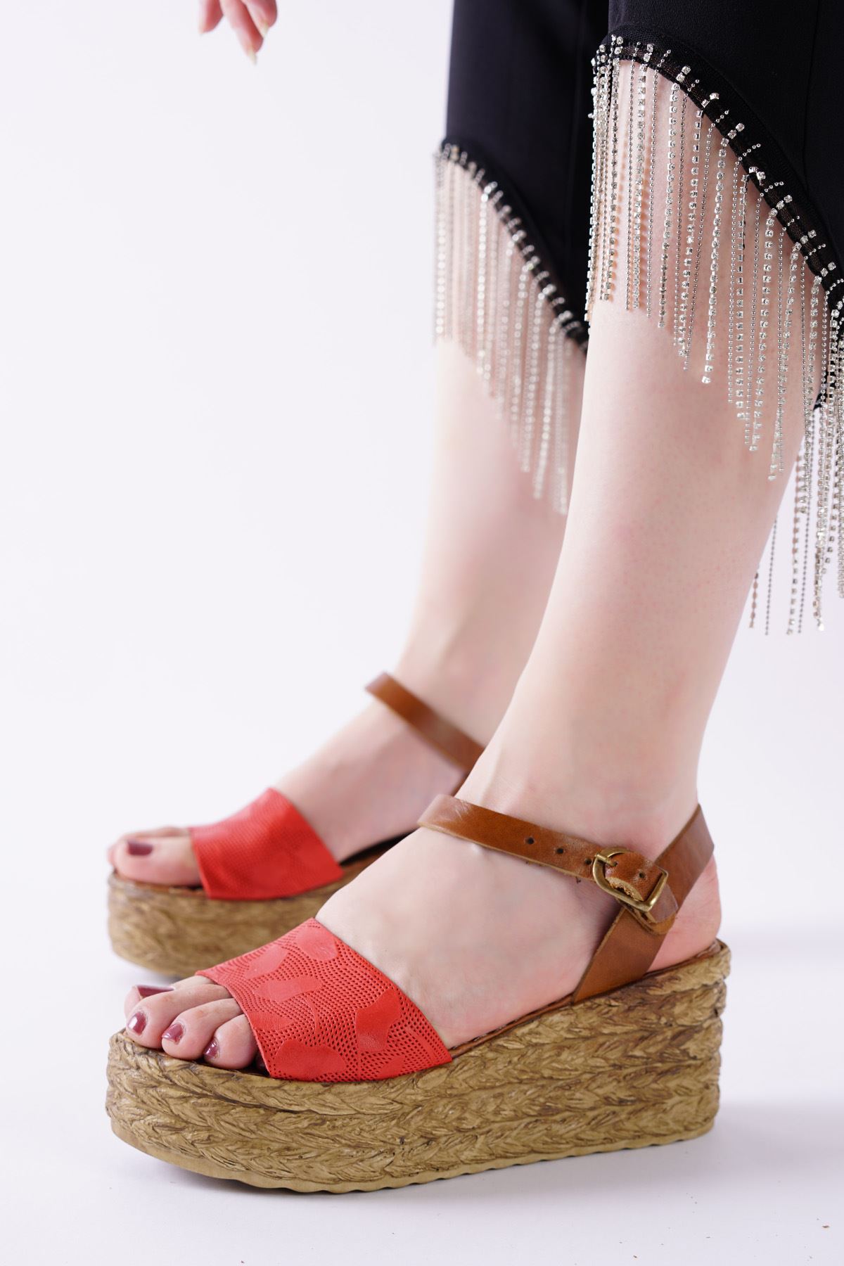 Megan Kırmızı Taba Hakiki Deri Dolgu Topuklu Kadın Ayakkabı