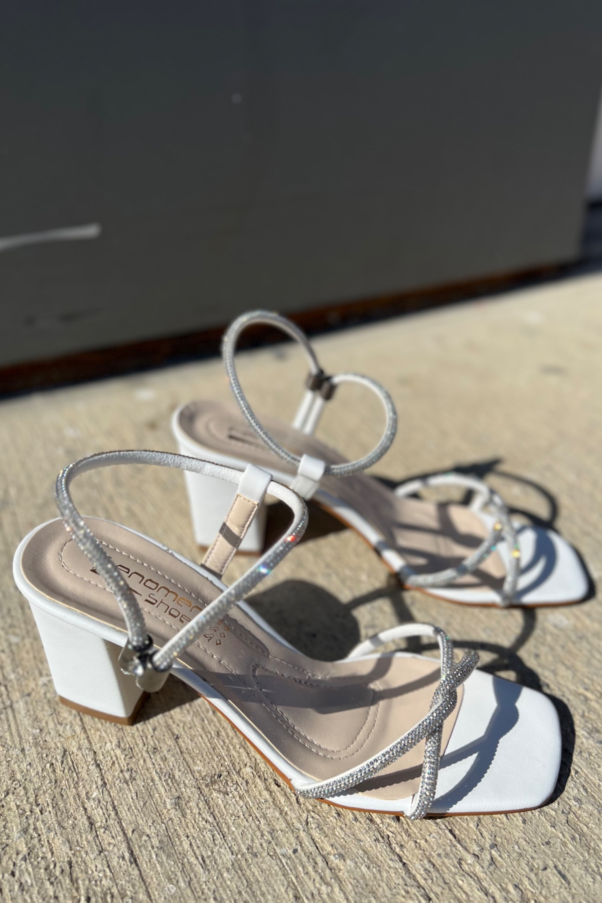 Eldon Beyaz Mat Deri Topuklu Kadın Ayakkabı