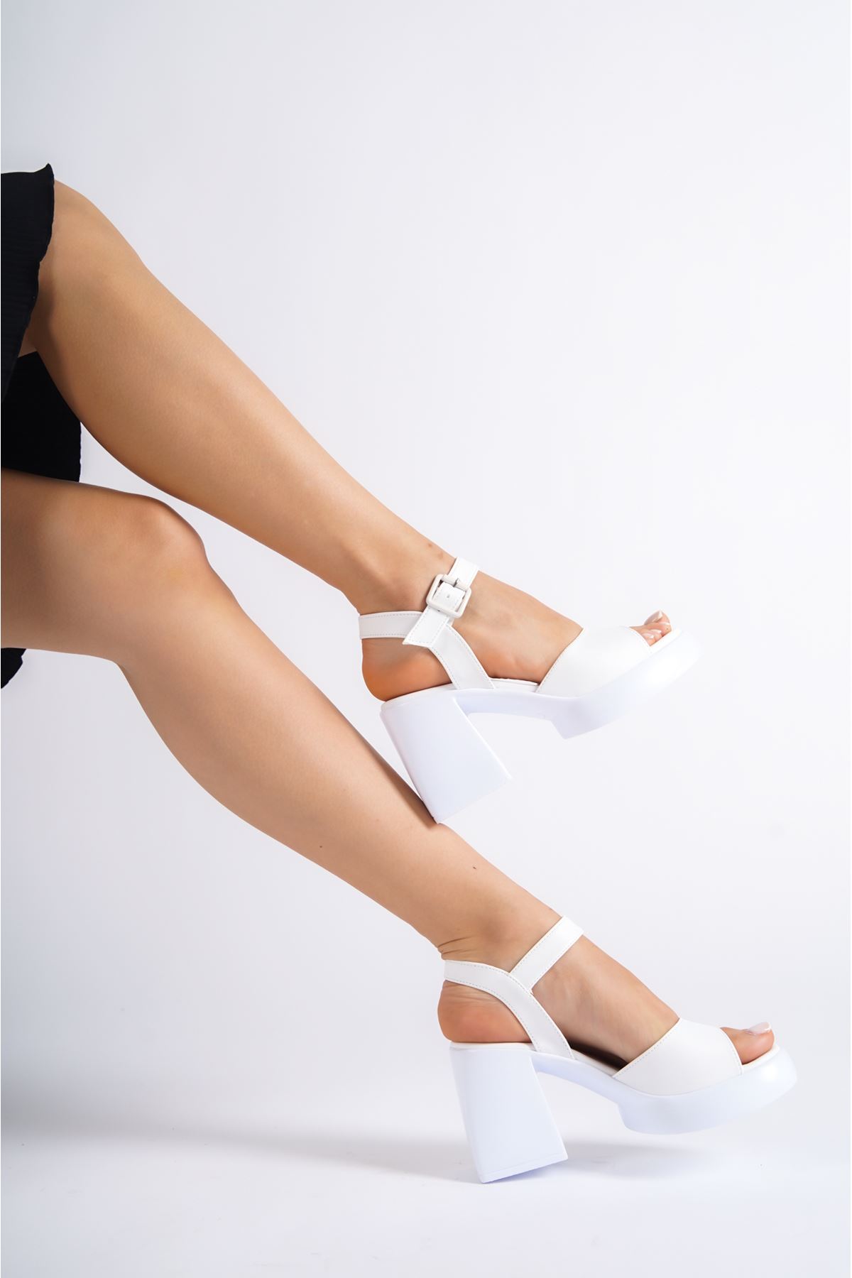 Beau Beyaz Mat Deri Plartform Topuklu Kadın Ayakkabı