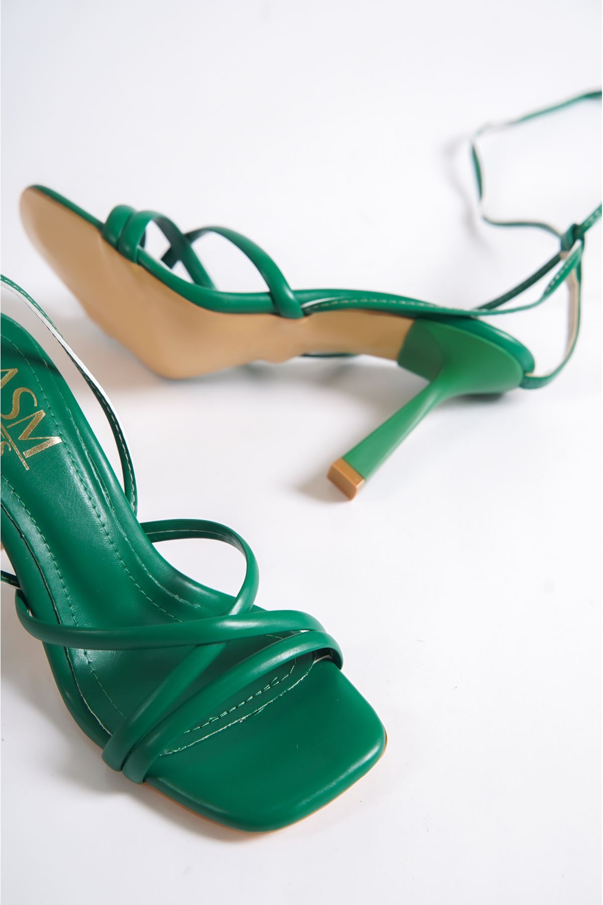 Henri Yeşil Mat Deri Topuklu Kadın Ayakkabı