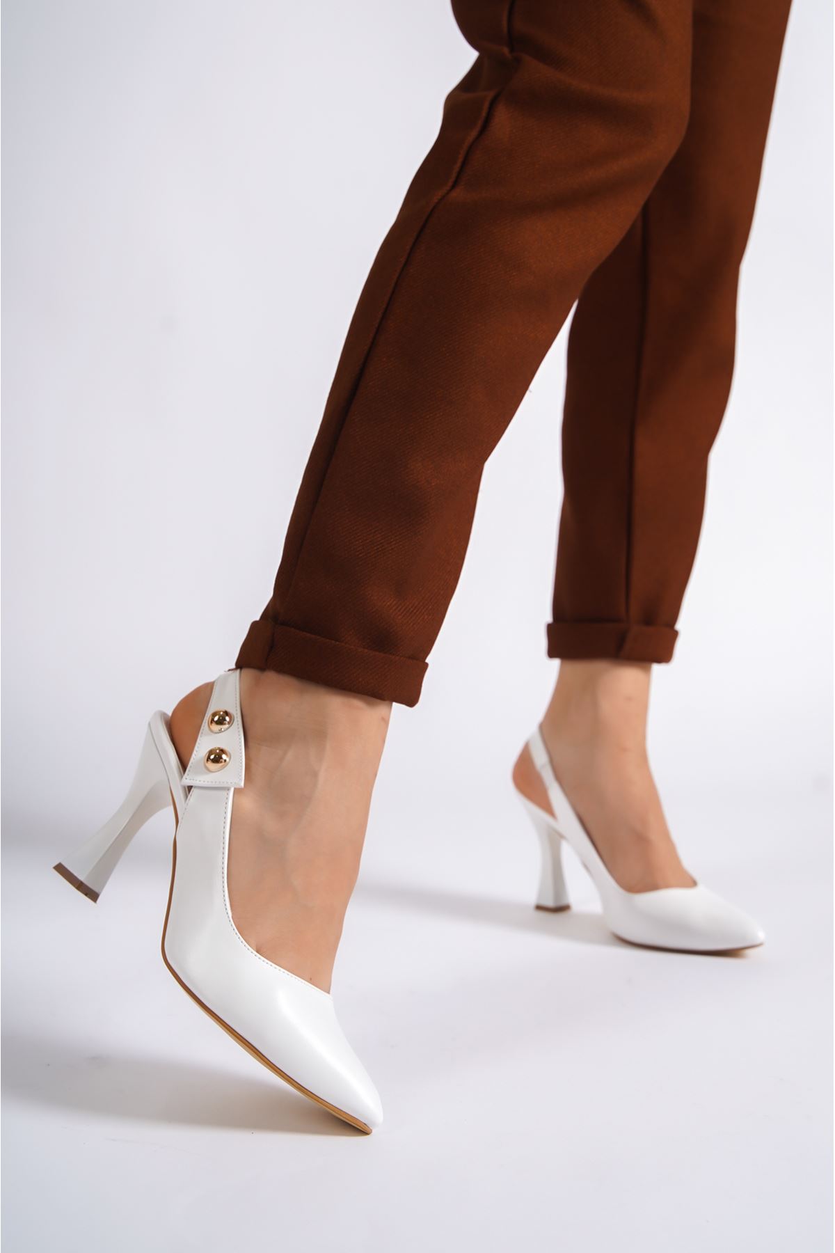 Danon Beyaz Mat Deri Topuklu Kadın Ayakkabı