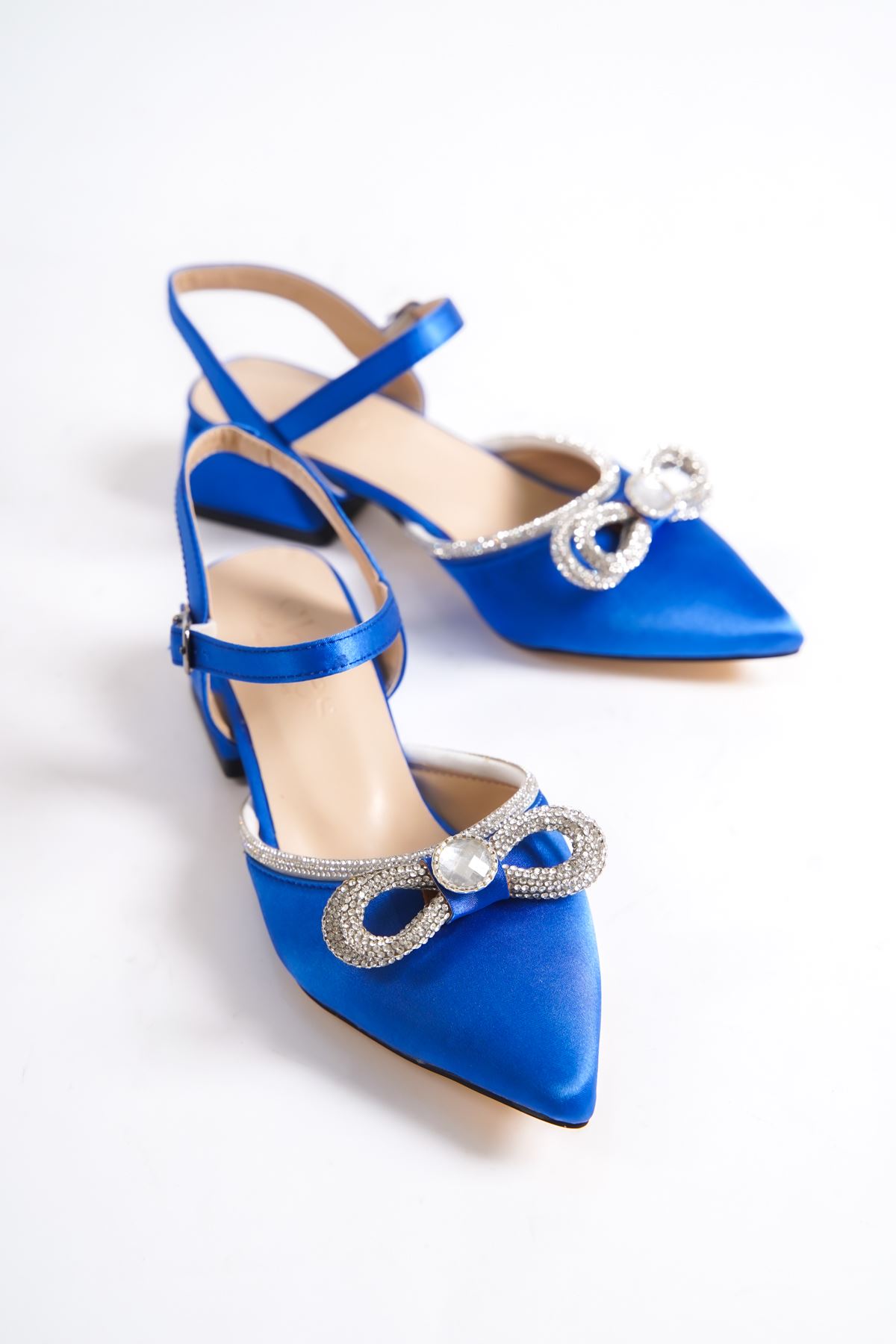 Elisa Saks Mavi Saten Taşlı Topuklu Kadın Ayakkabı