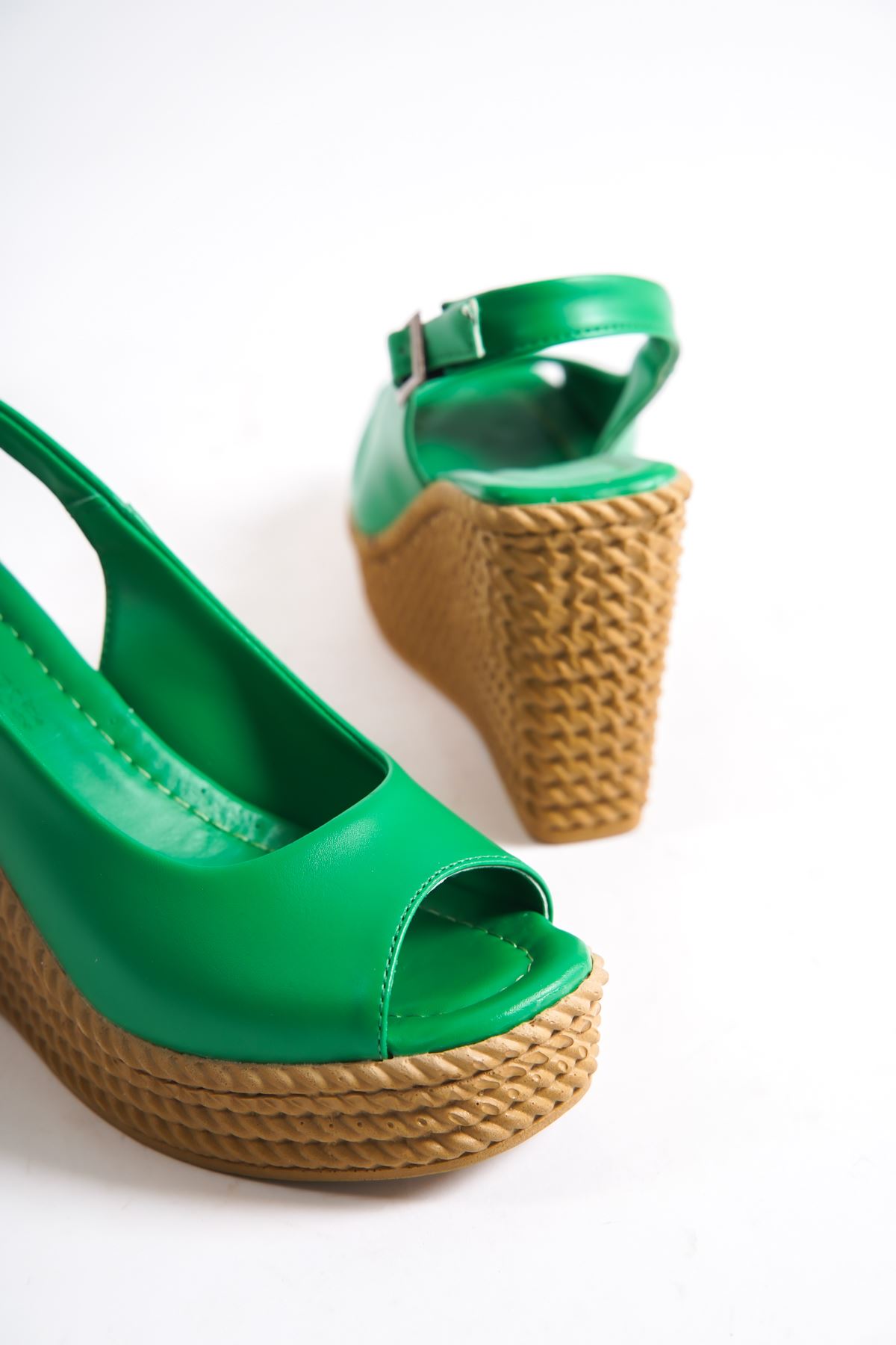 Cenny Yeşil Mat Deri Dolgu Topuklu Kadın Ayakkabı