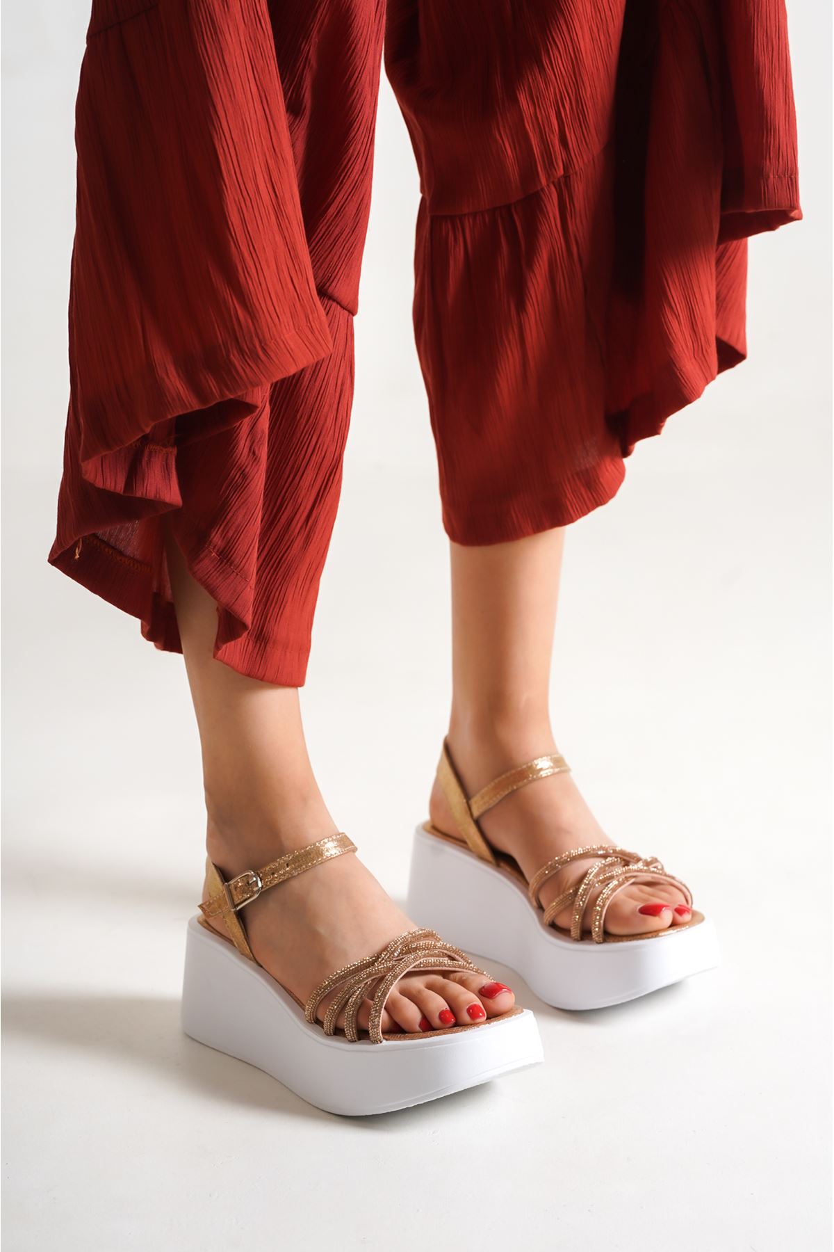 Jadira Rose Taşlı Dolgu Topuklu Kadın Ayakkabı