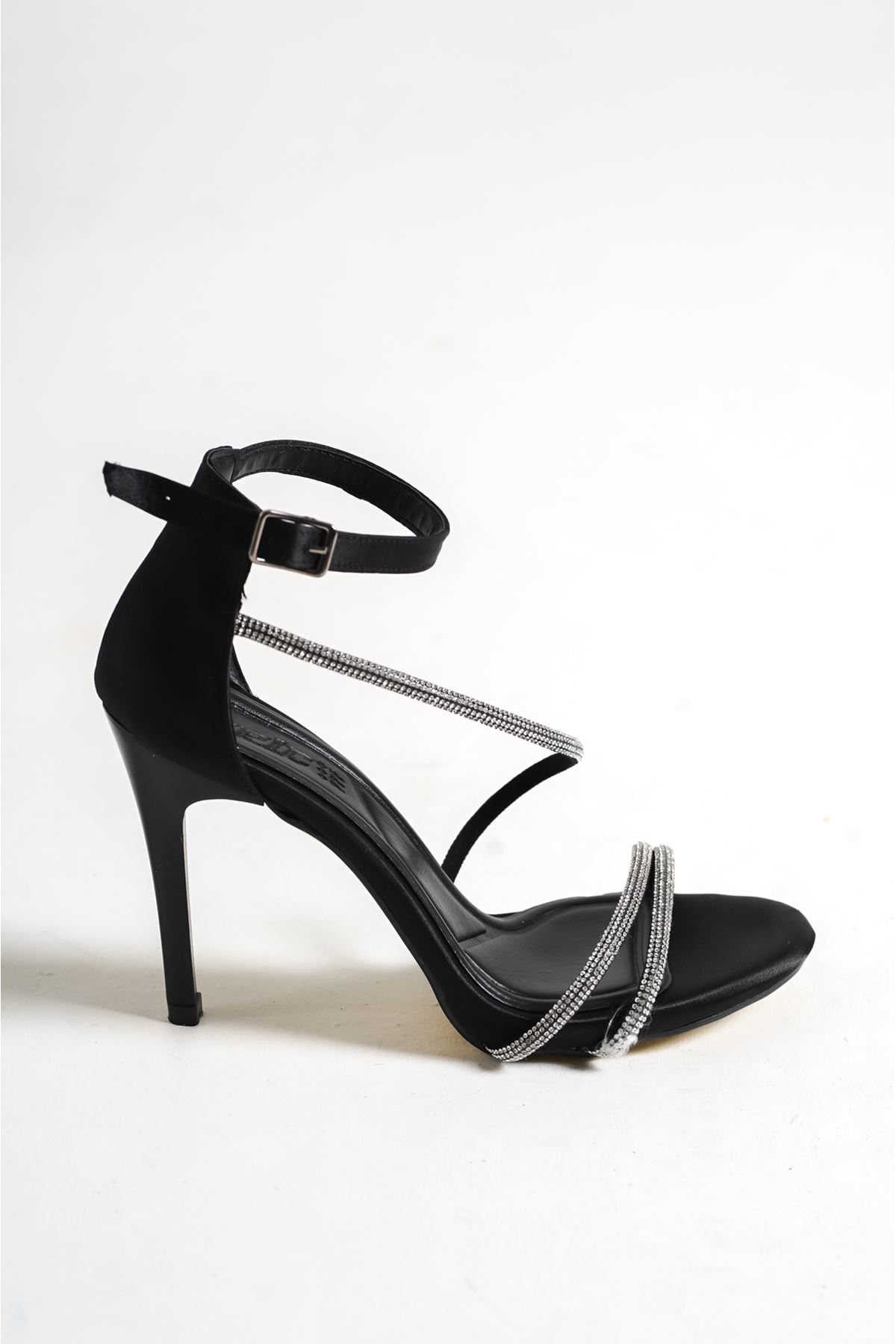 Aleron Siyah Saten Taşlı Yüksek Topuklu Kadın Ayakkabı