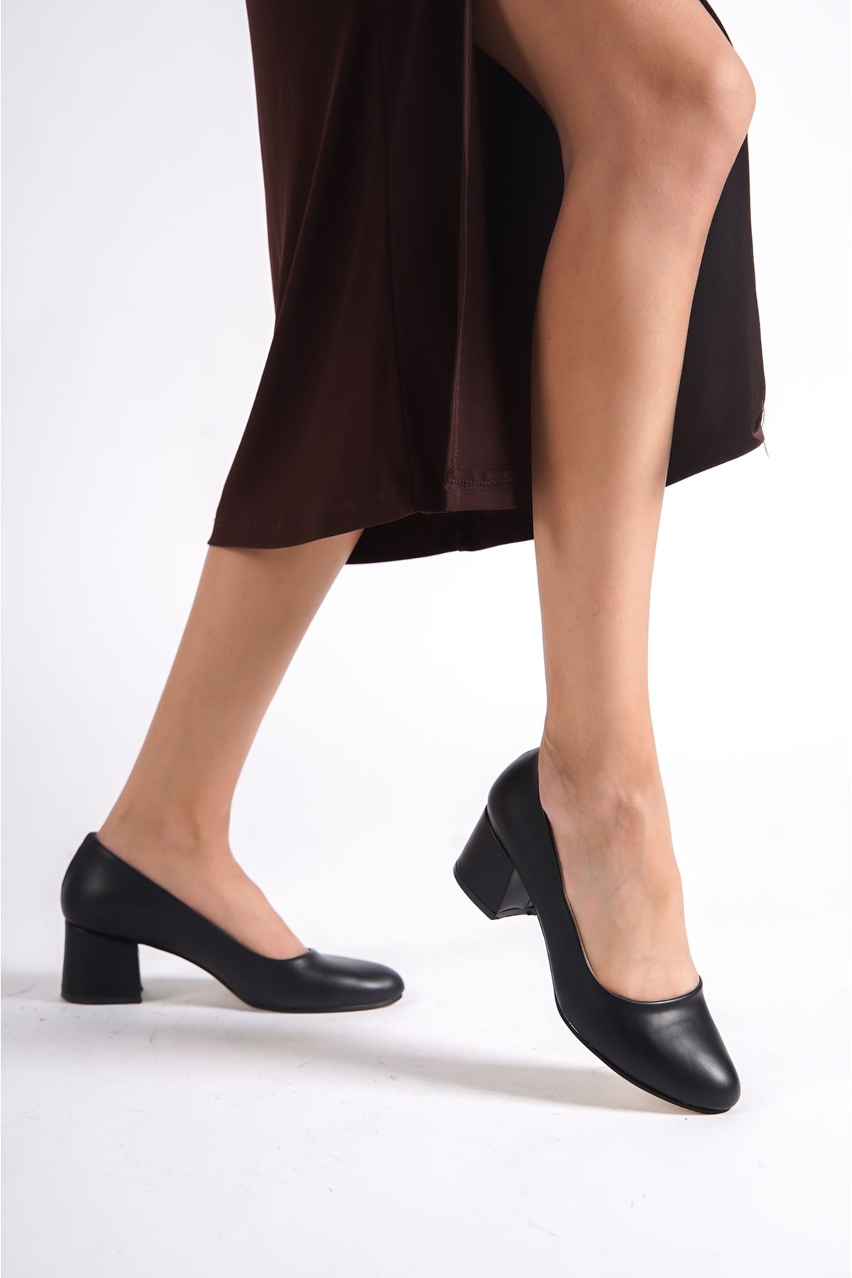 Norris Siyah Mat Deri Kadın Topuklu Ayakkabı