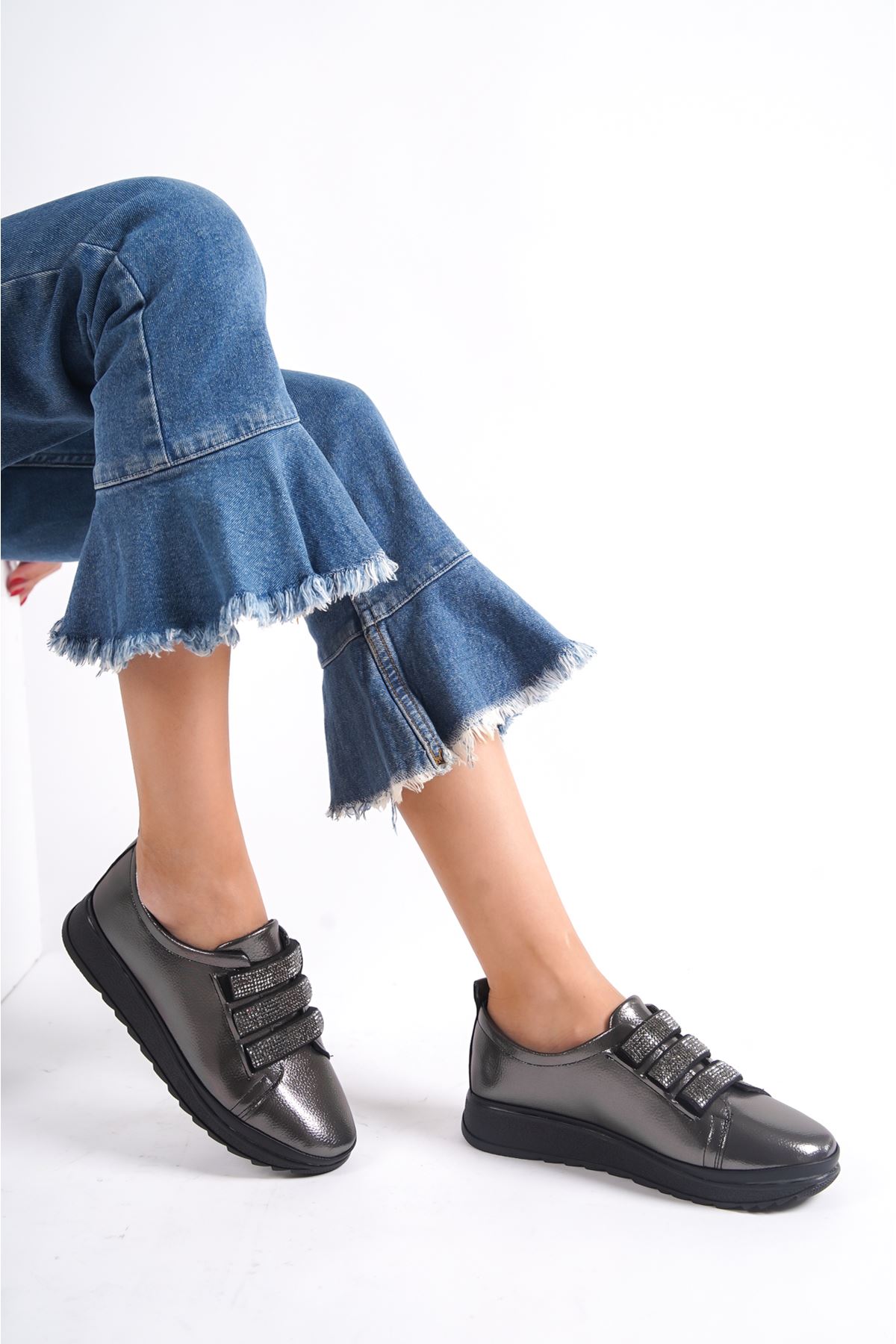Lisa Platin Taşlı Kadın Günlük Ayakkabı 