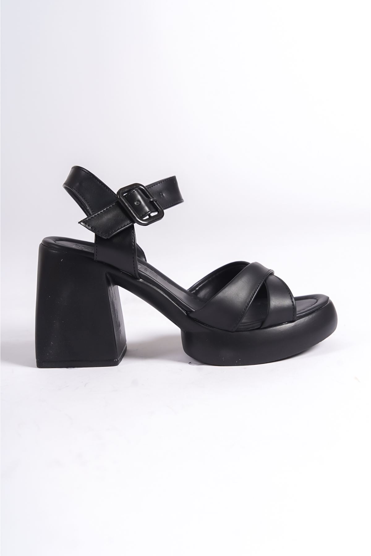 Pisces Siyah Mat Deri Plartfom Topuklu Kadın Ayakkabı  