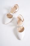 Madel Beyaz Mat Deri Topuklu Kadın Ayakkabı